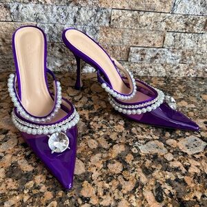 Mach & Mach Diamond of Elizabeth Imitation Pearl Pointed Toe Mule